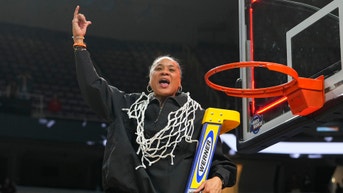 Dawn Staley Gives Glory To God On Easter Sunday After South Carolina Victory