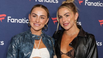 Hanna Cavinder Announces, After Taking A Year Off, That She Is Returning To College Basketball