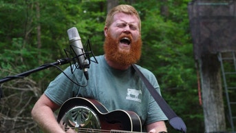 Viral 'Rich Men North Of Richmond' Singer Is Back With The Greatest Cover Of 'Country Roads' You've Ever Heard - Fox News