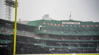 'Pesky Pole' Has College Football Fans Laughing At Fenway Bowl Setup - Fox News