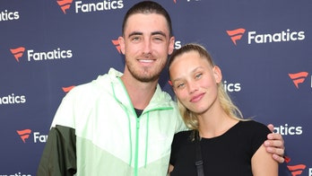 Cody Bellinger Trade Makes His Sports Illustrated Swimsuit Model Wife's Ex His New Teammate