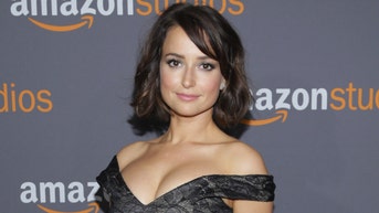 AT&T Lily Leaves Her Fans Speechless By Getting Glammed Up For Movie Premiere, Mashburn's Attire & MEAT! - Fox News