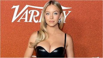 American Eagle Drops New Sydney Sweeney Photos, Slaps Around The Woke Mob - Fox News