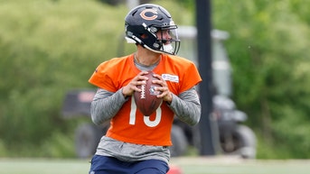 Bears' Caleb Williams Crashes Out After Missing Target On Basic Net Drill - Fox News