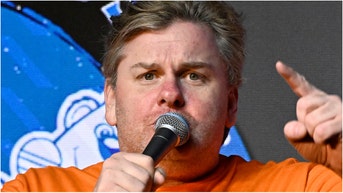 Legendary Comedian Drops Laugh-Out-Loud Viral Thanksgiving Post, Takes Shot At The Deep State - Fox News