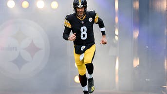 Aaron Rodgers Leaves With Left Wrist Injury Which Brings Attention To Trump Prediction About Mason Rudolph - Fox News