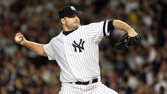 Roger Clemens, Barry Bonds Miss Out On Latest Chance To Enter Baseball Hall of Fame - Fox News