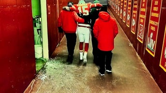 Patrick Mahomes Carried From The Field With Significant Knee Injury As Chiefs Out Of Playoffs Contention - Fox News