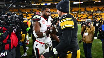 Muslim Group CAIR Applauds Texans Linebacker Al-Shaair 'Genocide' Message Which May Violate NFL Rule - Fox News