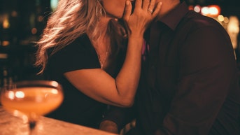 Taking A Chance On Love At A Bar Means Sometimes You Wake Up After Being Drugged & Find Out You've Been Robbed - Fox News