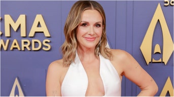 Country Star Reveals Gross Photos Of Grisly And Bloody Injury - Fox News