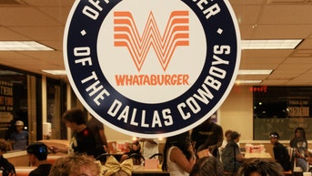 Whataburger Manager Beat Attacker With A Trash Can After Employee Knocked Him Down With Fry Basket: WATCH - Fox News