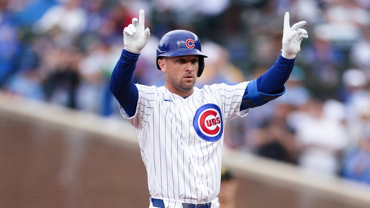 Cubs Star Alex Bregman Gets Positive News After Taking Foul Ball To The Face