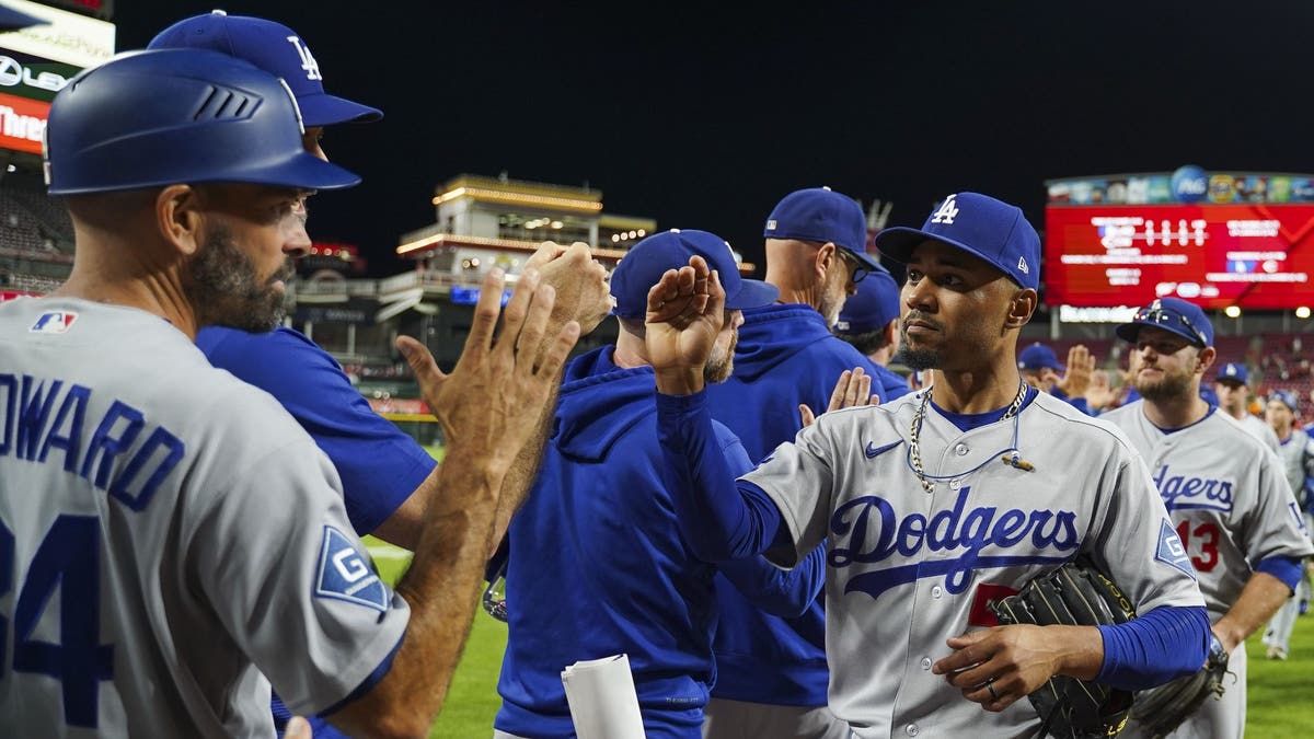 Dodgers Take Step Toward World Series Three-Peat, Clinch 14th Straight Playoff Spot